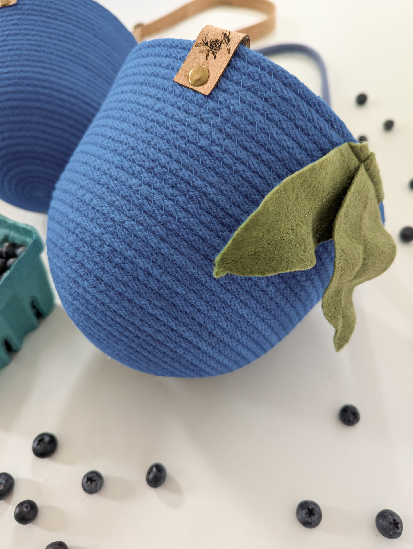 BLUEBERRY COLLECTION Evergreen Mini - Foraging Basket