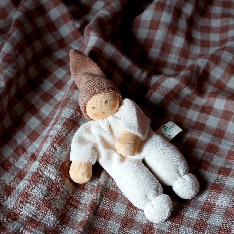 Nucki Rattle Doll Beige