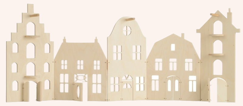 Street of De Noest Play Scene