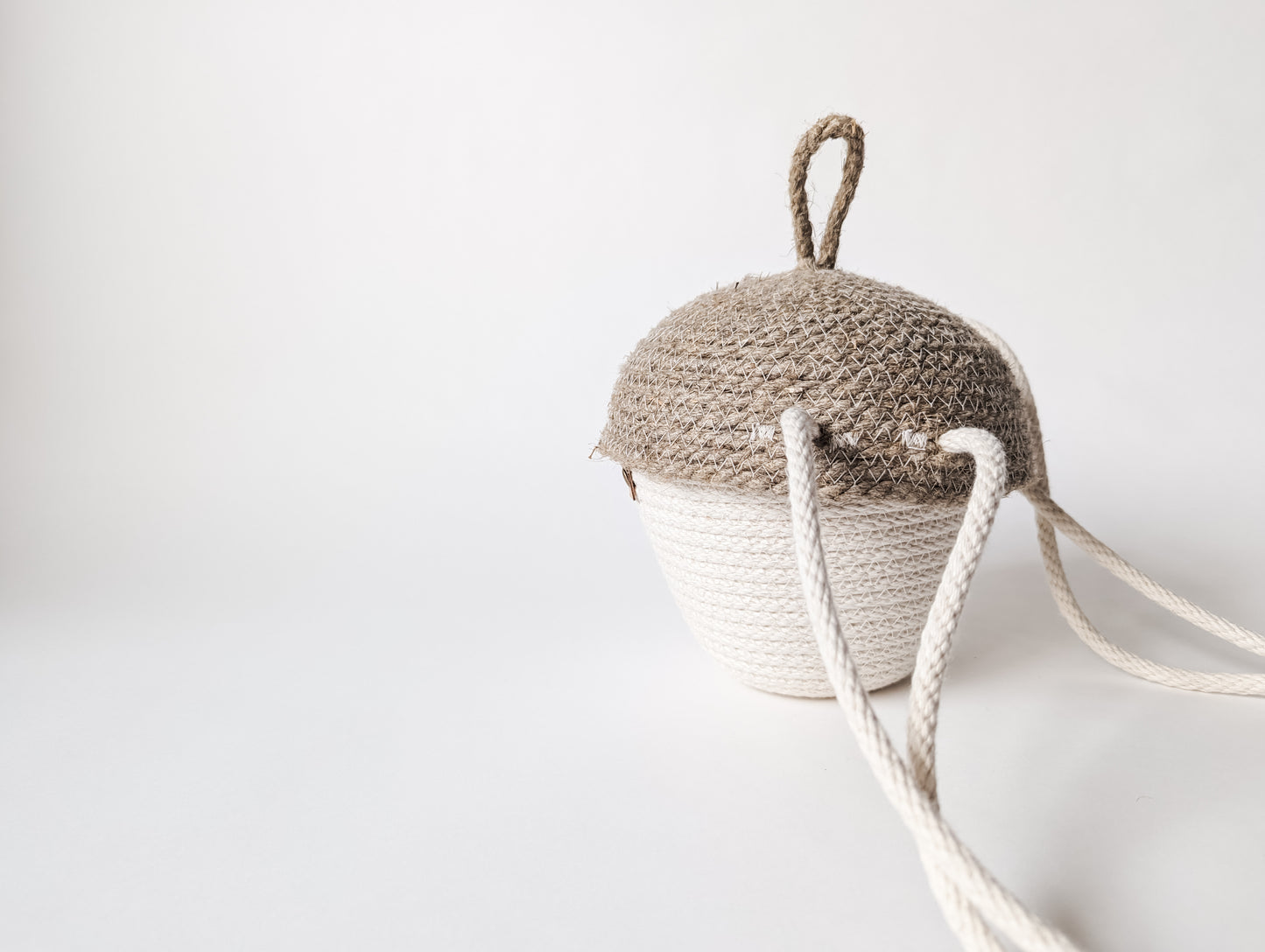 Acorn - Gathering Basket ft. Flax Rope