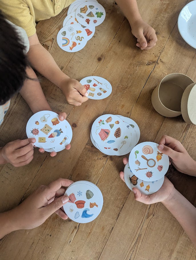 PREORDER Nestling Seek + Spot Card Game