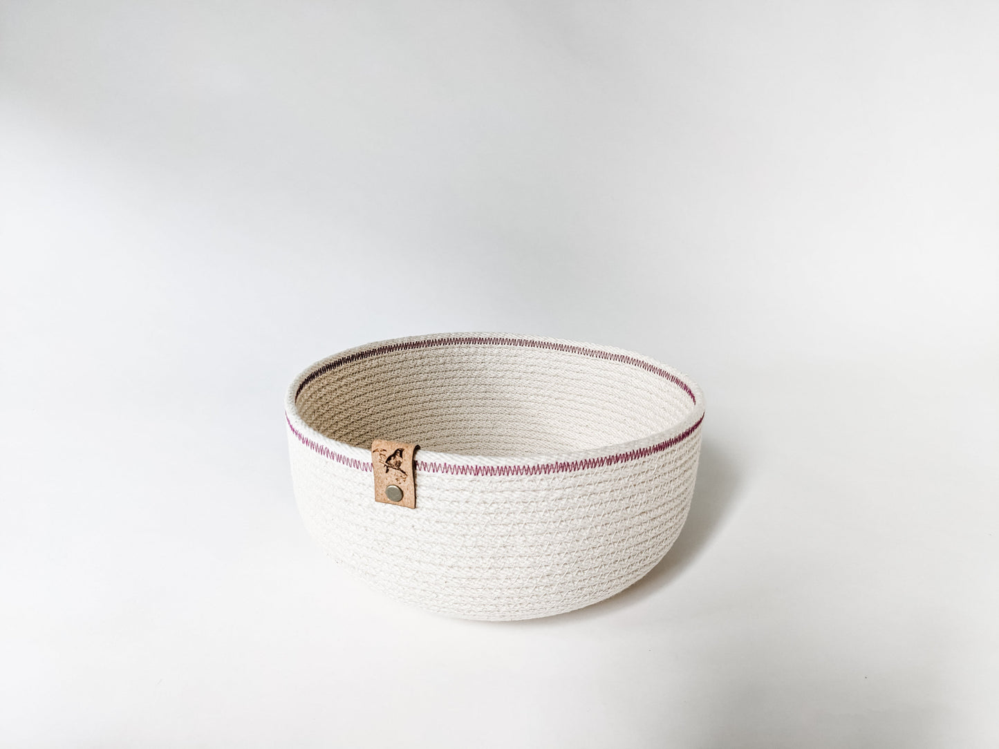 Wren - Round Bowl